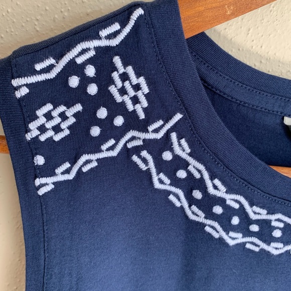 🔥NWT Banana Republic Sleeveless Tank T Shirt - Picture 6 of 7